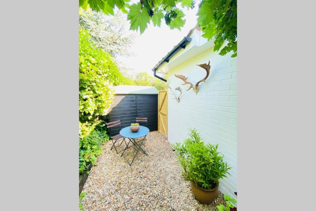 The Yellow Door Whitstable - Peaceful Retreat Close To Beach Eksteriør bilde