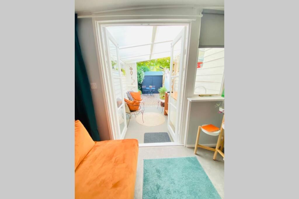 The Yellow Door Whitstable - Peaceful Retreat Close To Beach Eksteriør bilde